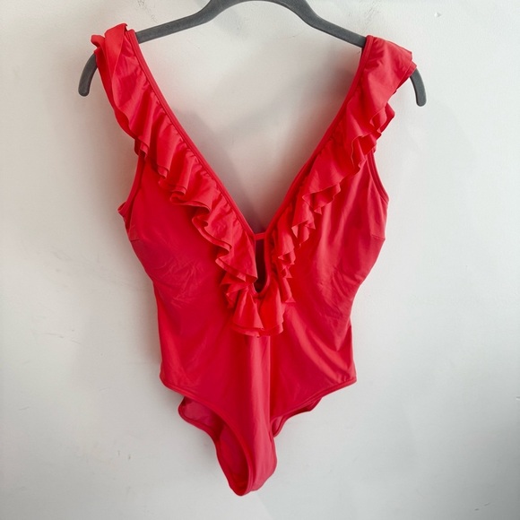 Michael Michael Kors Ruffle Deep V One Piece Swimsuit in Grapefruit Pink Size 12 - Picture 1 of 6